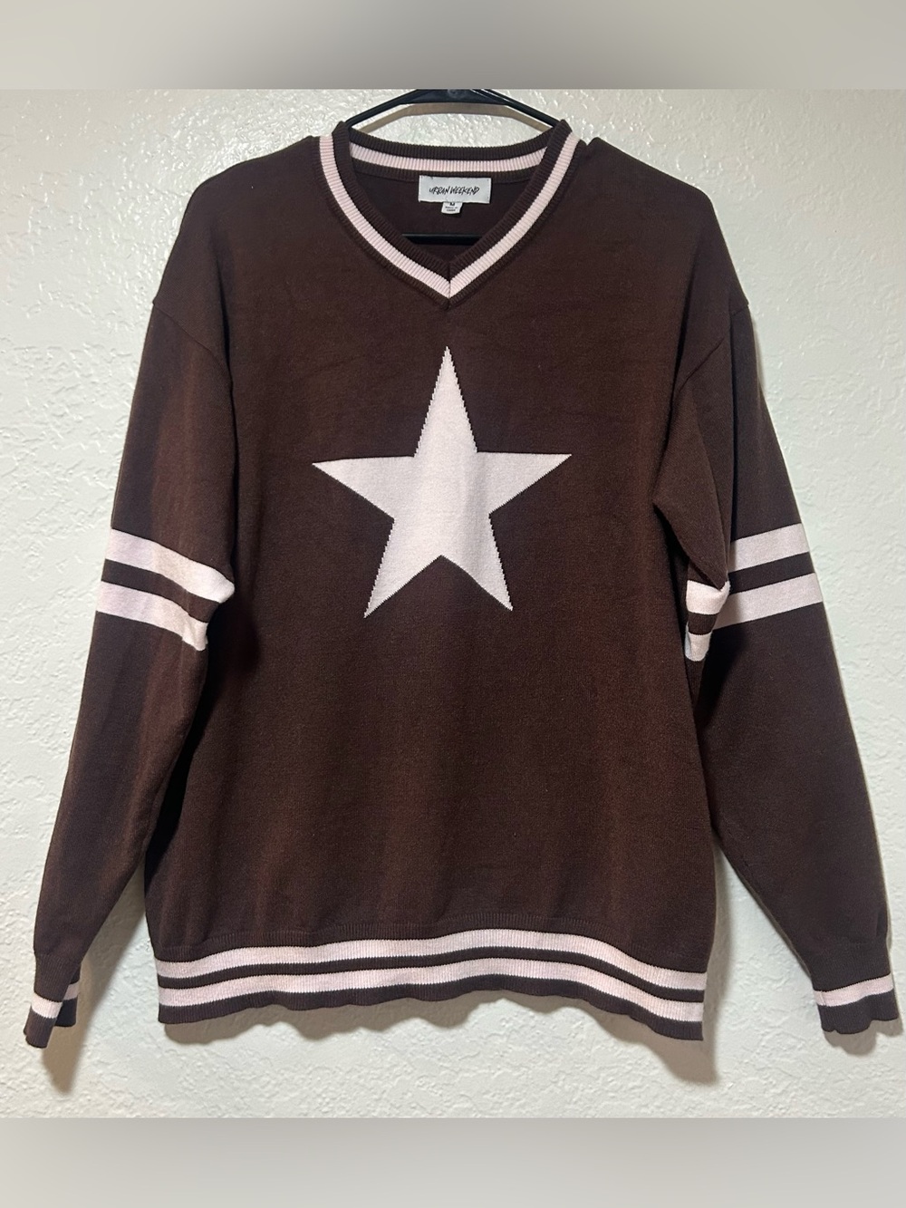 Urban Weekend Brown V‑Neck Sweater with Pink Star and Stripe Accents